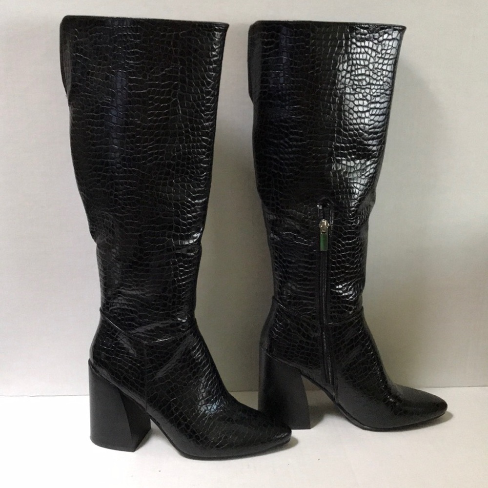 Forever 21 Retro High Heel Boots Black size 5 1/2 - Picture 2 of 7
